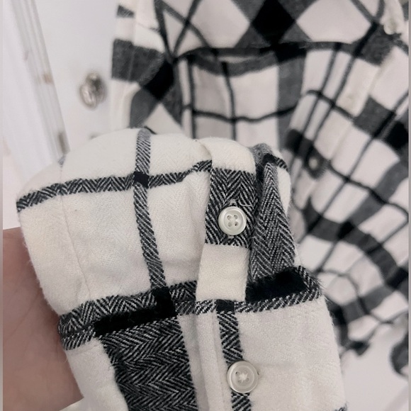 BP x Claudia Sulewski Black and White Long Sleeve Flannel Shirt Top Small - Picture 6 of 9